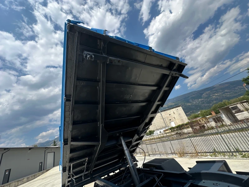 Mercedes-Benz Atego 1217* Климатик* 11990кг.* Тристранен самосвал, снимка 9 - Камиони - 51140196