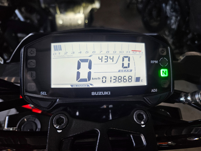 Suzuki Gsx 125 ABS LED, снимка 10 - Мотоциклети и мототехника - 41645727
