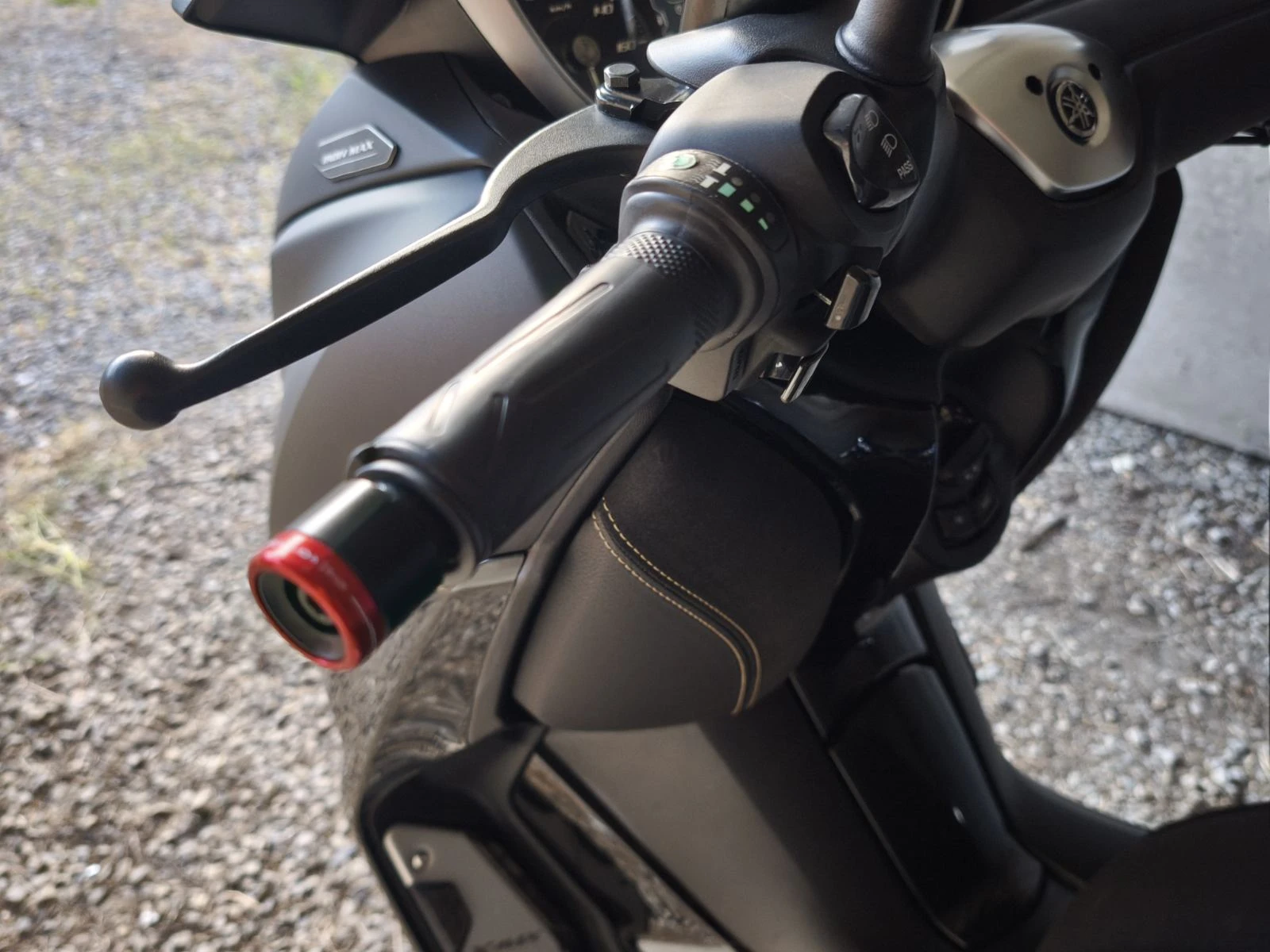 Yamaha X-max 300 i IRON MAX ABS  LED - изображение 8