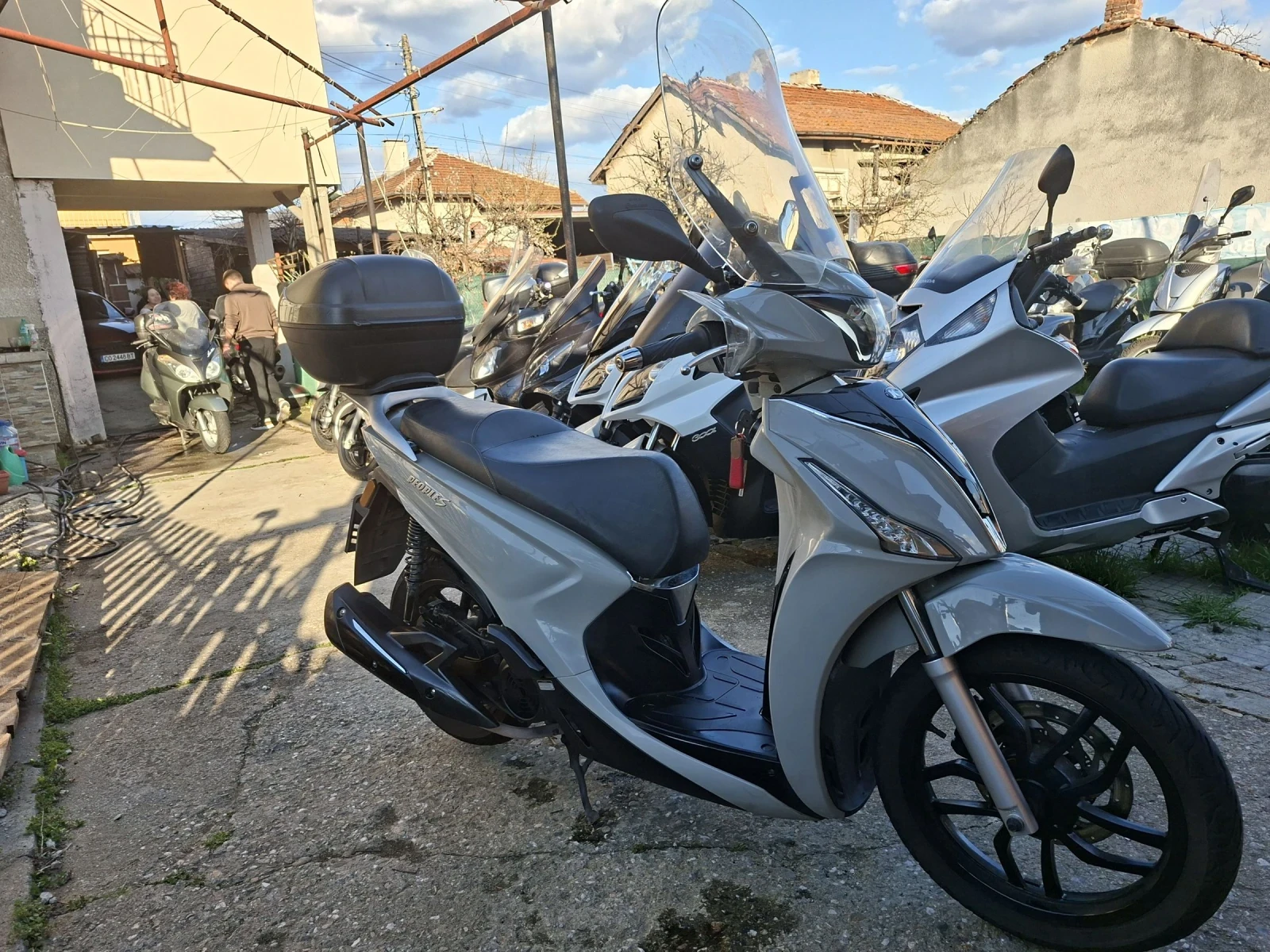Kymco People 150ie 100%УНИКАЛЕН ОТВСЯКАДЕ, снимка 12 - Мотоциклети и мототехника - 54100449