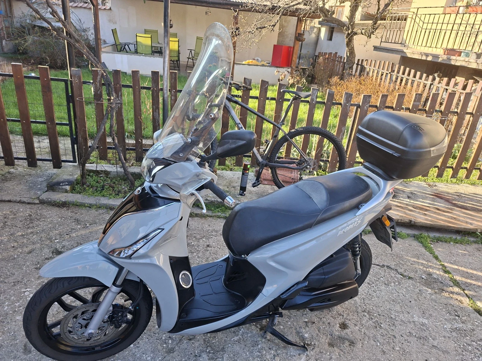 Kymco People 150ie 100%УНИКАЛЕН ОТВСЯКАДЕ, снимка 14 - Мотоциклети и мототехника - 54100449