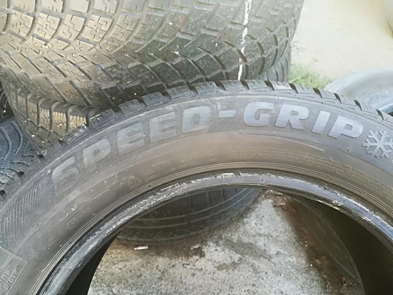 Гуми Зимни 205/55R16, снимка 5 - Гуми и джанти - 22781508