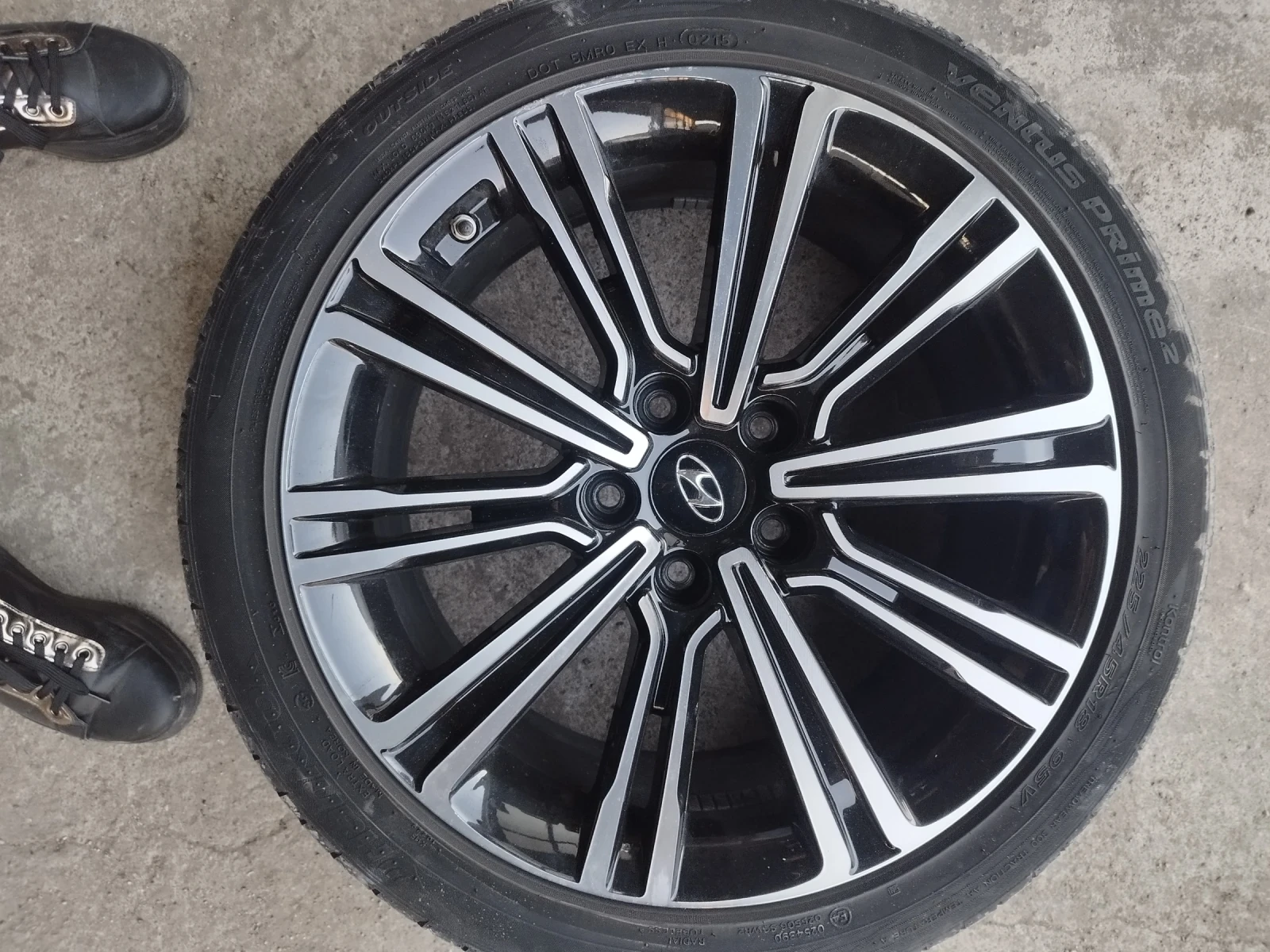    225/45R18  Hyundai | Mobile.bg   8