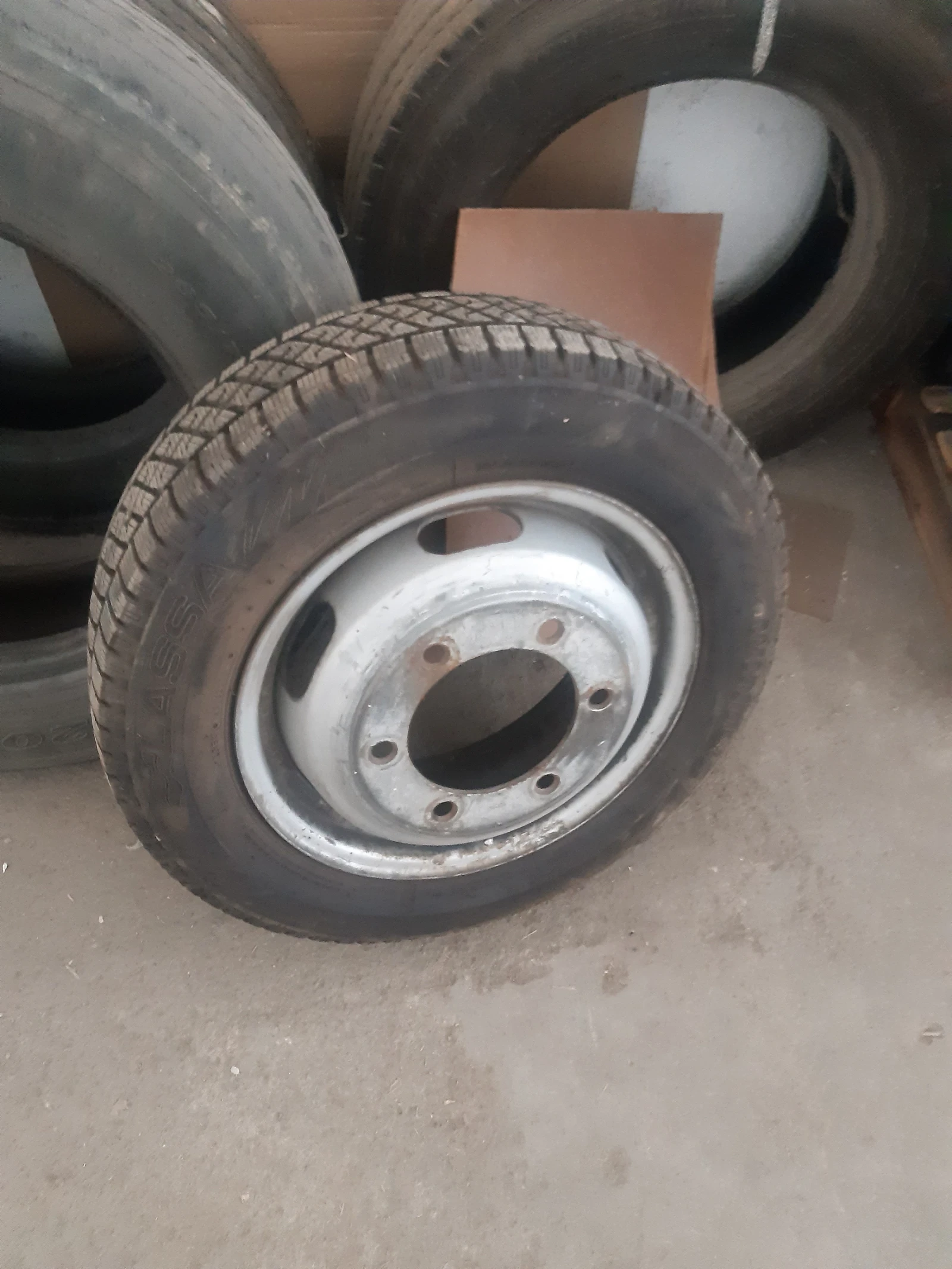 Гуми с джанти Maloya 100/120R16, снимка 3 - Гуми и джанти - 55556239