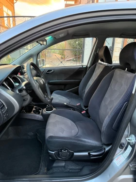 Honda Jazz 1.4i ШВЕЙЦАРИЯ 100% РЕАЛЕН ПРОБЕГ ВИДЕО, снимка 10