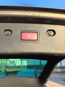 Mercedes-Benz E 320, снимка 17