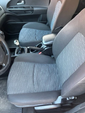 Kia Ceed 1.6i 122кс, снимка 10
