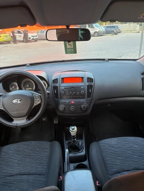 Kia Ceed 1.6i 122кс, снимка 9