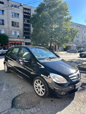 Mercedes-Benz B 180, снимка 8
