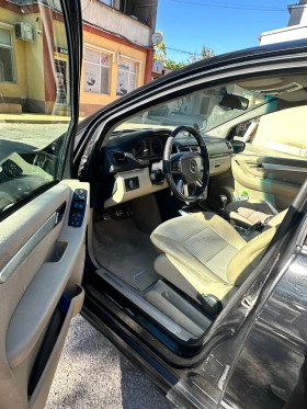 Mercedes-Benz B 180, снимка 9