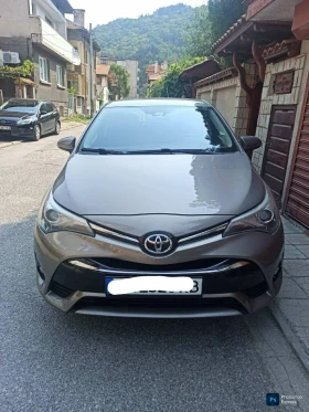 Toyota Avensis 