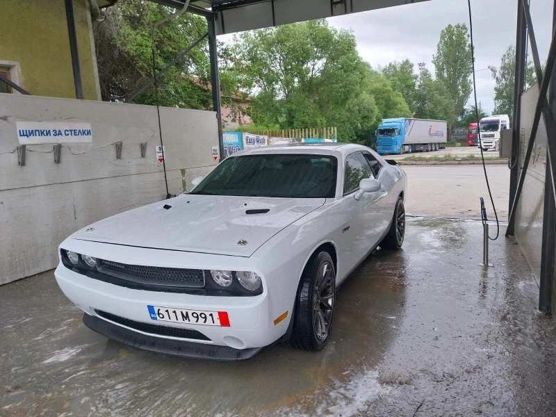 Dodge Challenger, снимка 4 - Автомобили и джипове - 47470746