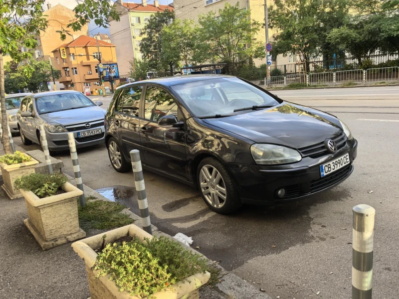 VW Golf, снимка 2 - Автомобили и джипове - 47335675