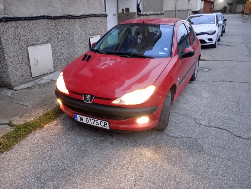 Peugeot 206 Пежо 206 КЛИМАТИК, снимка 2 - Автомобили и джипове - 48207683