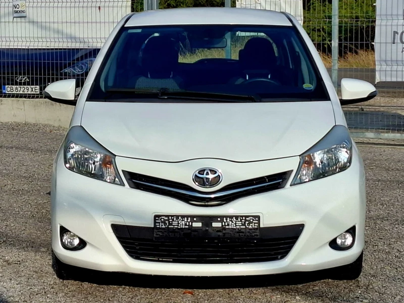 Toyota Yaris Нави/Камера, снимка 2 - Автомобили и джипове - 51891873
