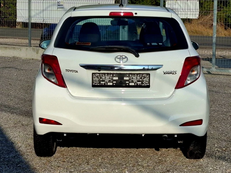 Toyota Yaris Нави/Камера, снимка 7 - Автомобили и джипове - 51891873
