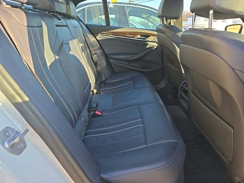 BMW 530 xDrive, снимка 8 - Автомобили и джипове - 52455187