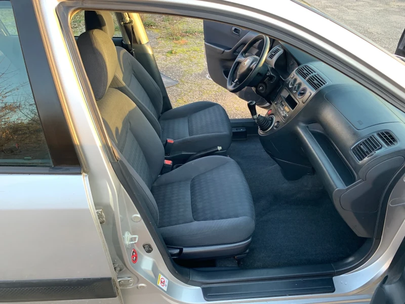 Honda Civic Климатик| 1.6 VTEC 110к.с БЕНЗИН| | Нов внос| , снимка 12 - Автомобили и джипове - 53022684
