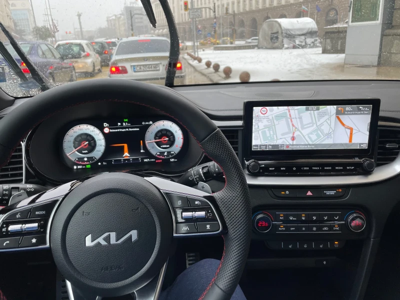 Kia Ceed GT, снимка 8 - Автомобили и джипове - 53205398