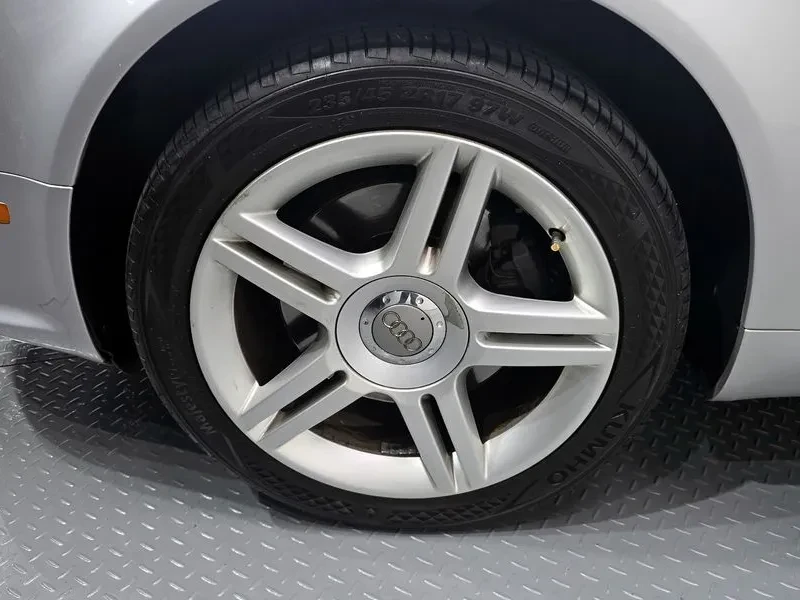 Audi A4 2.0 TFSI, снимка 5 - Автомобили и джипове - 54548550