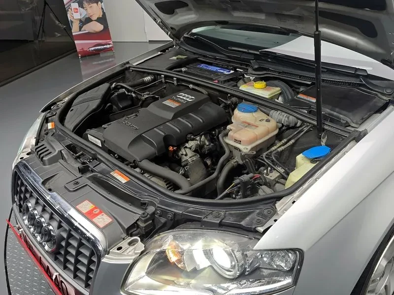 Audi A4 2.0 TFSI, снимка 6 - Автомобили и джипове - 54548550