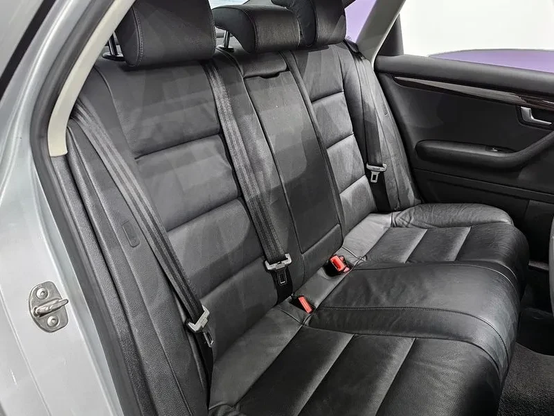 Audi A4 2.0 TFSI, снимка 12 - Автомобили и джипове - 54548550