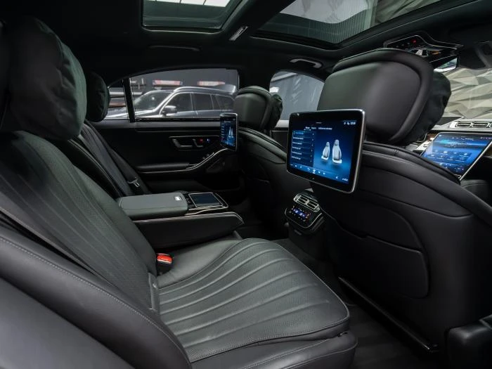 Mercedes-Benz S 400 D 4MATIC* 360* 3xTV* PANO* Head Up* Обдухв* Масаж*, снимка 10 - Автомобили и джипове - 54551511