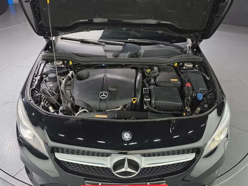Mercedes-Benz CLA Cla200 D, снимка 6 - Автомобили и джипове - 56305154