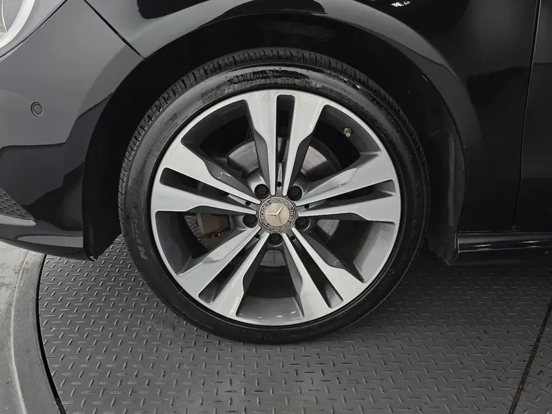 Mercedes-Benz CLA Cla200 D, снимка 5 - Автомобили и джипове - 56305154