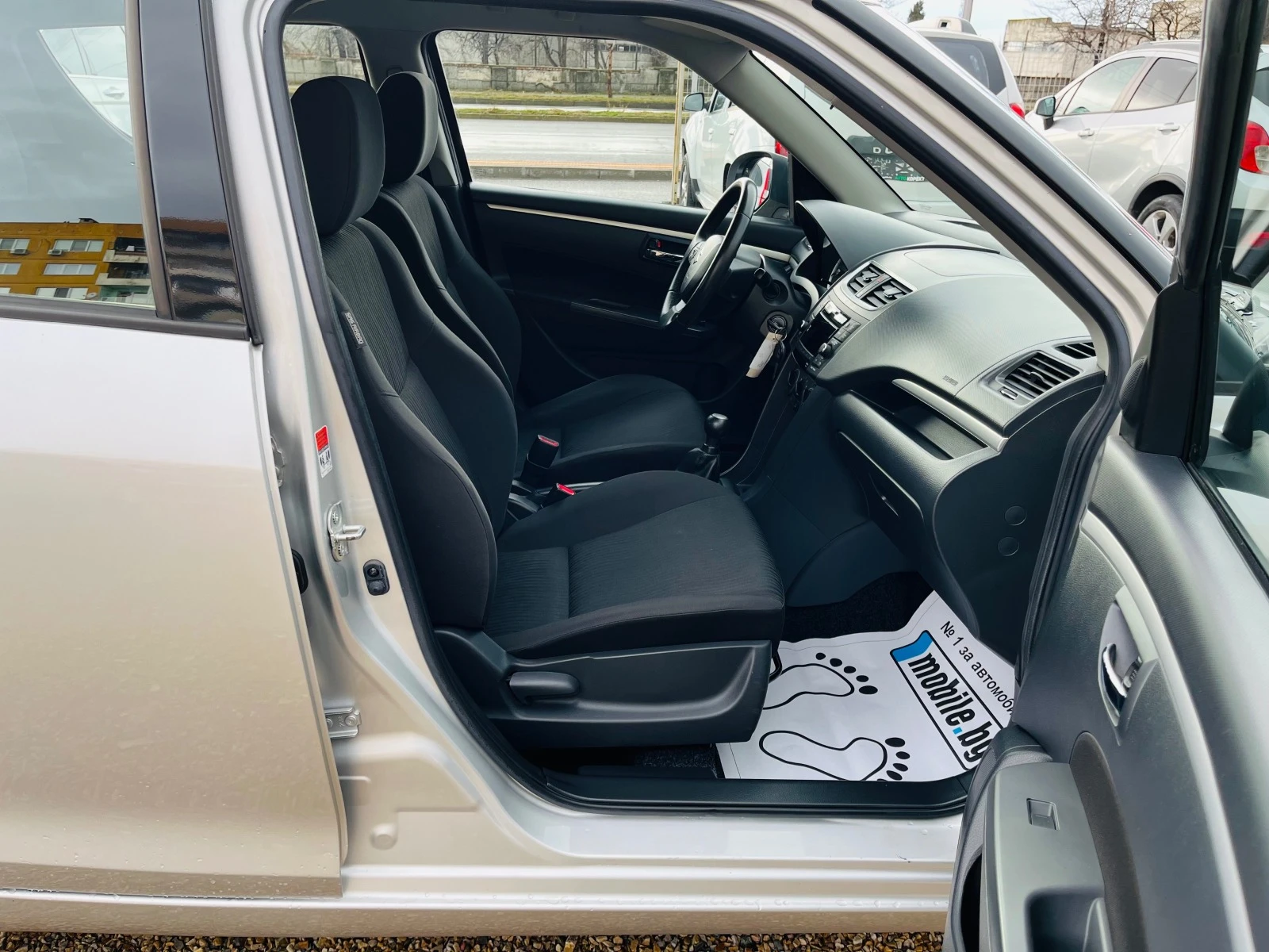 Suzuki Swift 1.3 DDIS | Mobile.bg — изображение 12