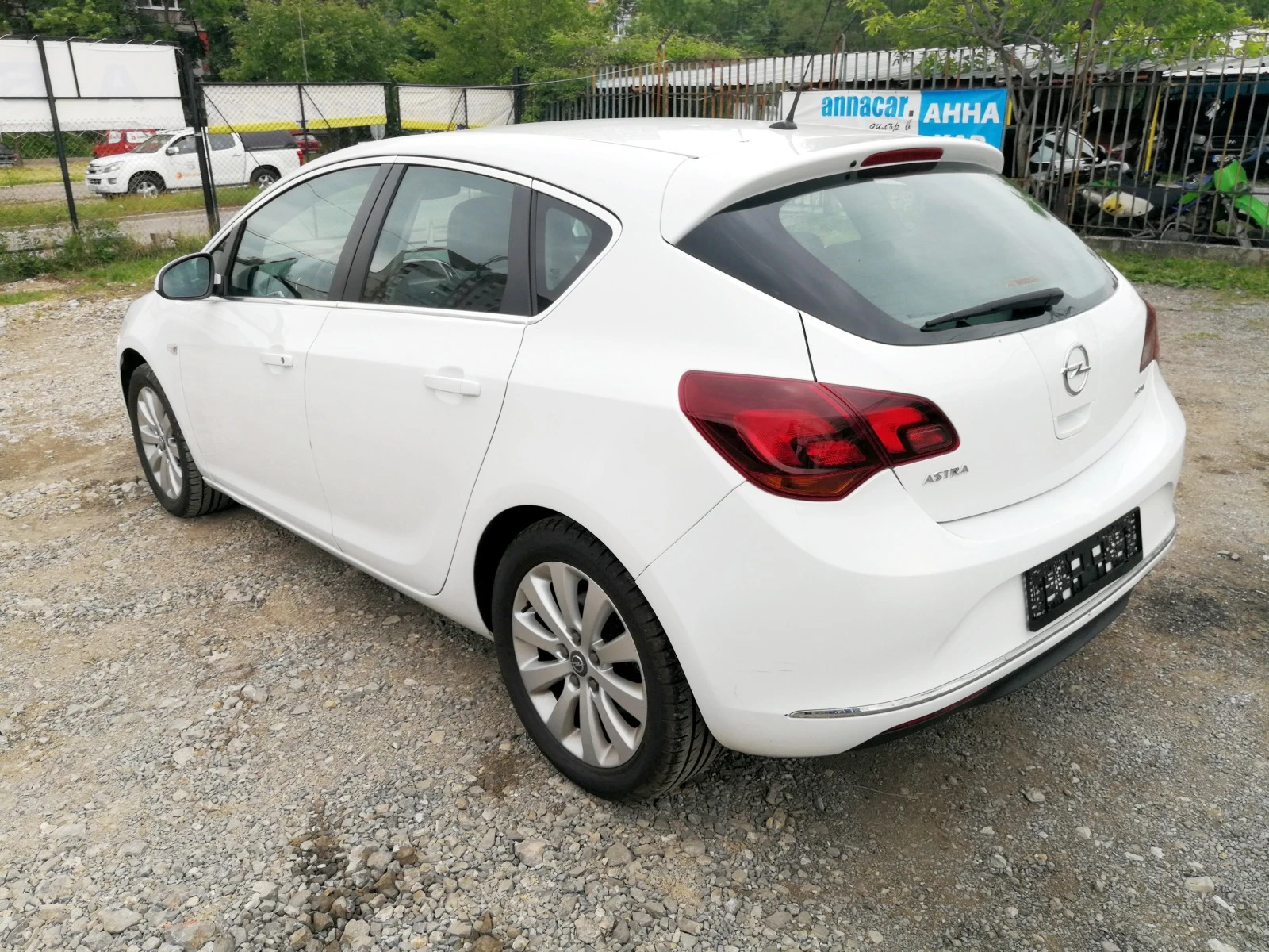 Opel Astra 1.7CDTI-110кс  - изображение 4