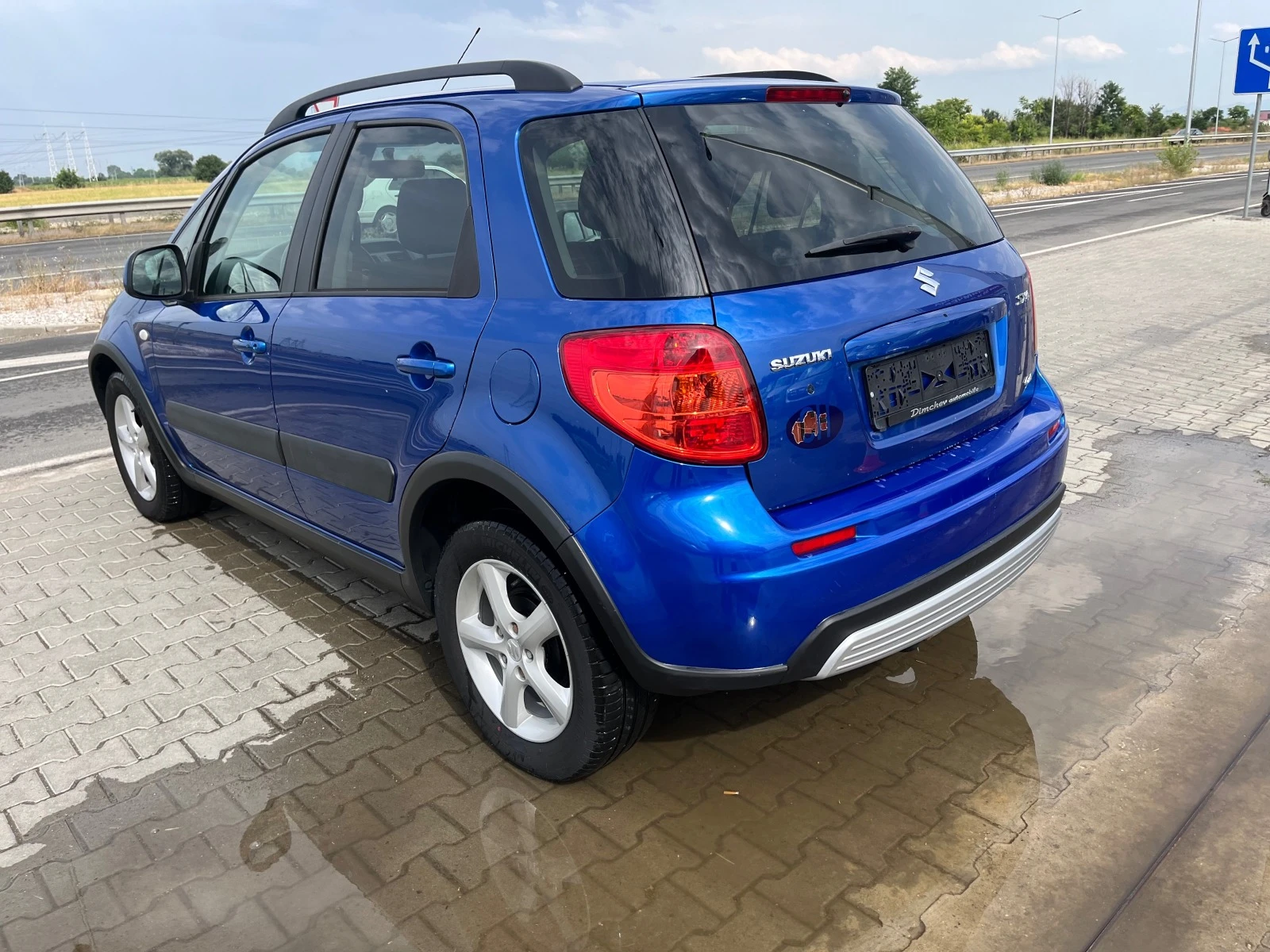 Suzuki SX4 1.6 i 4x4 - изображение 5