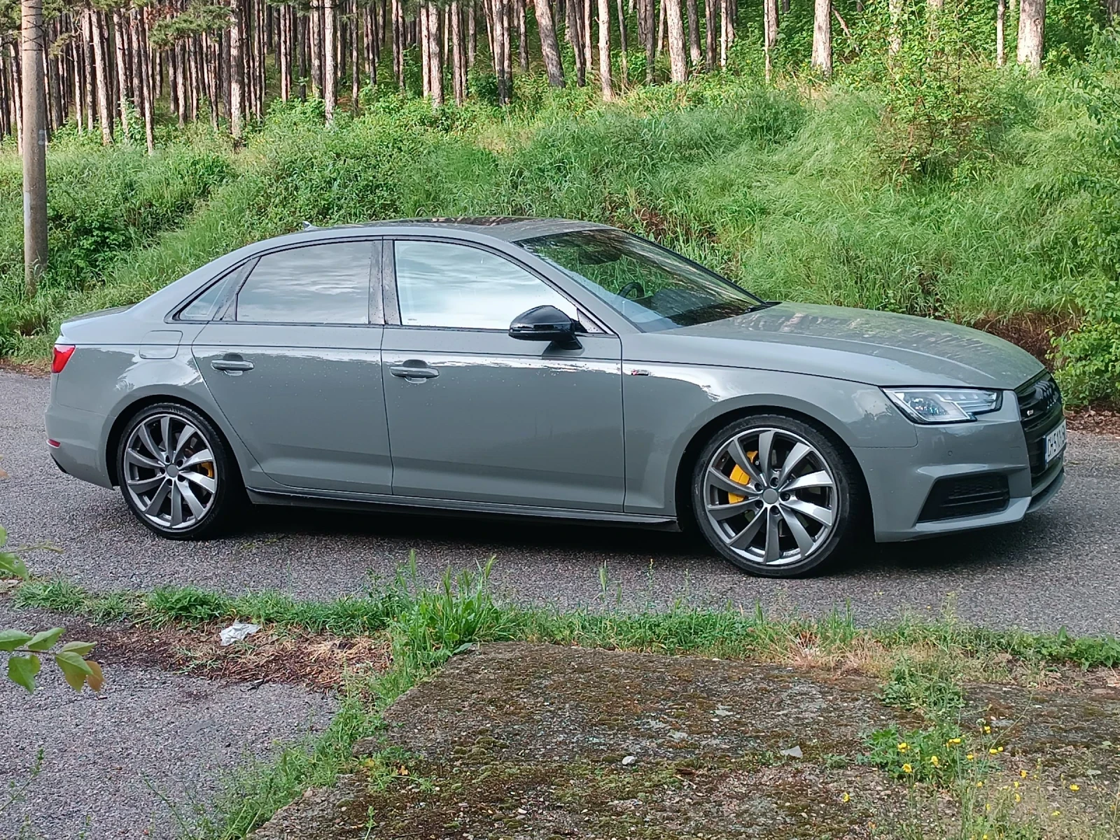 Audi A4 2.0TFSI, 252к.с.  - изображение 2