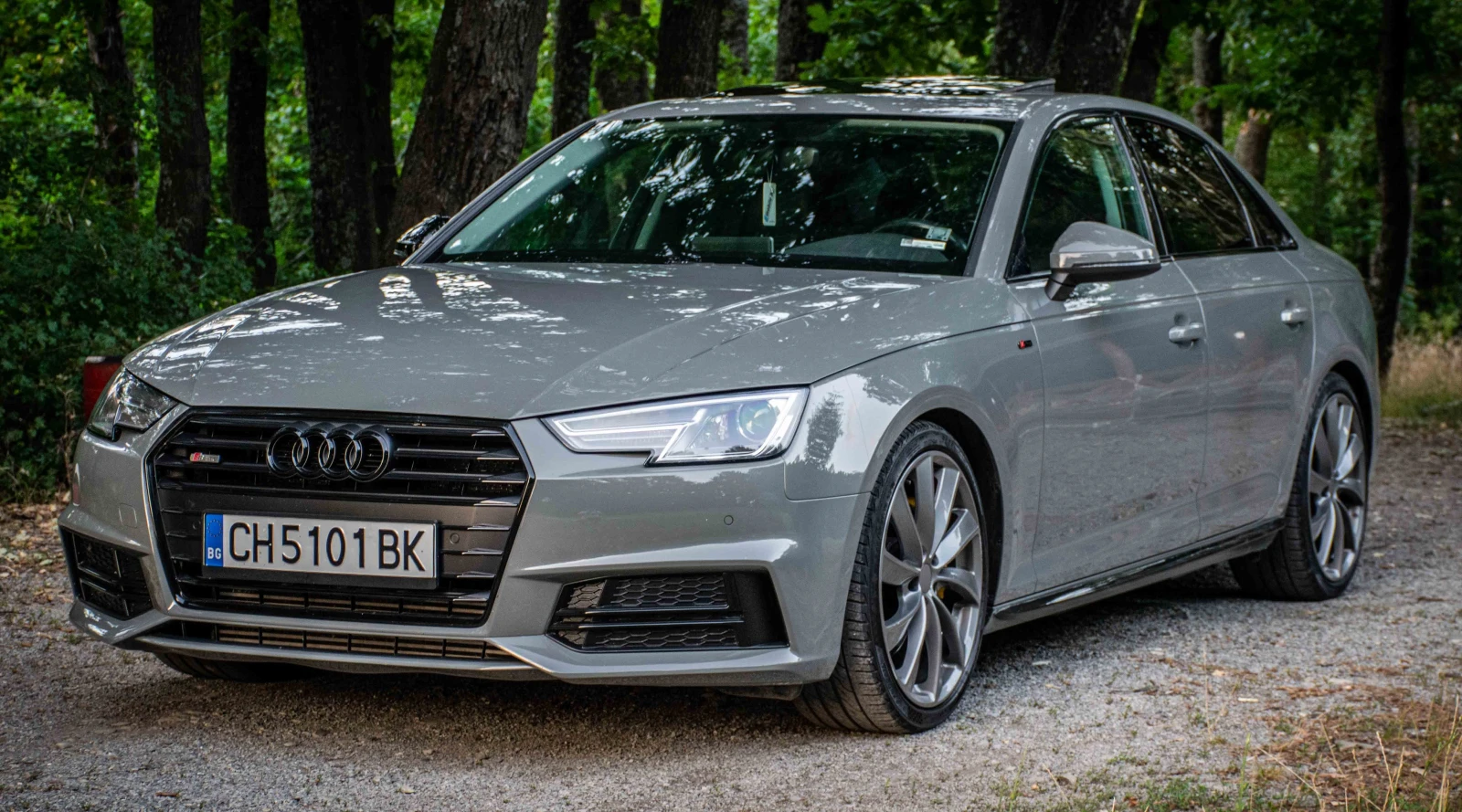 Audi A4 2.0TFSI, 252к.с.  - изображение 2