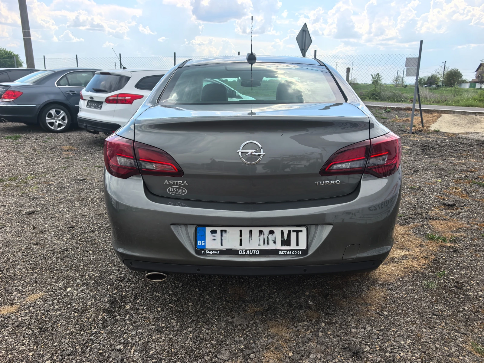 Opel Astra 1.4i 88000КМ - изображение 4