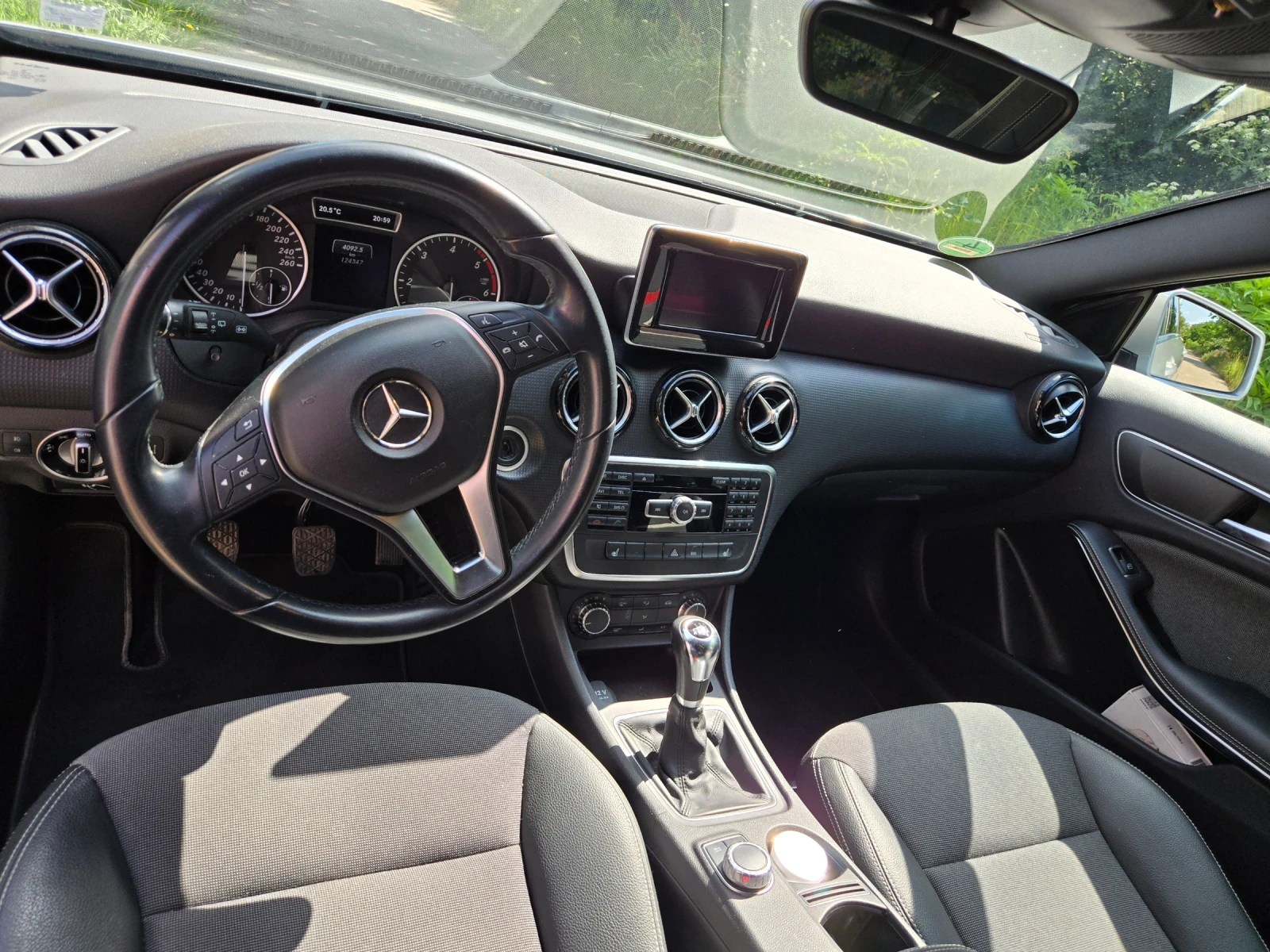 Mercedes-Benz A 180  - изображение 7