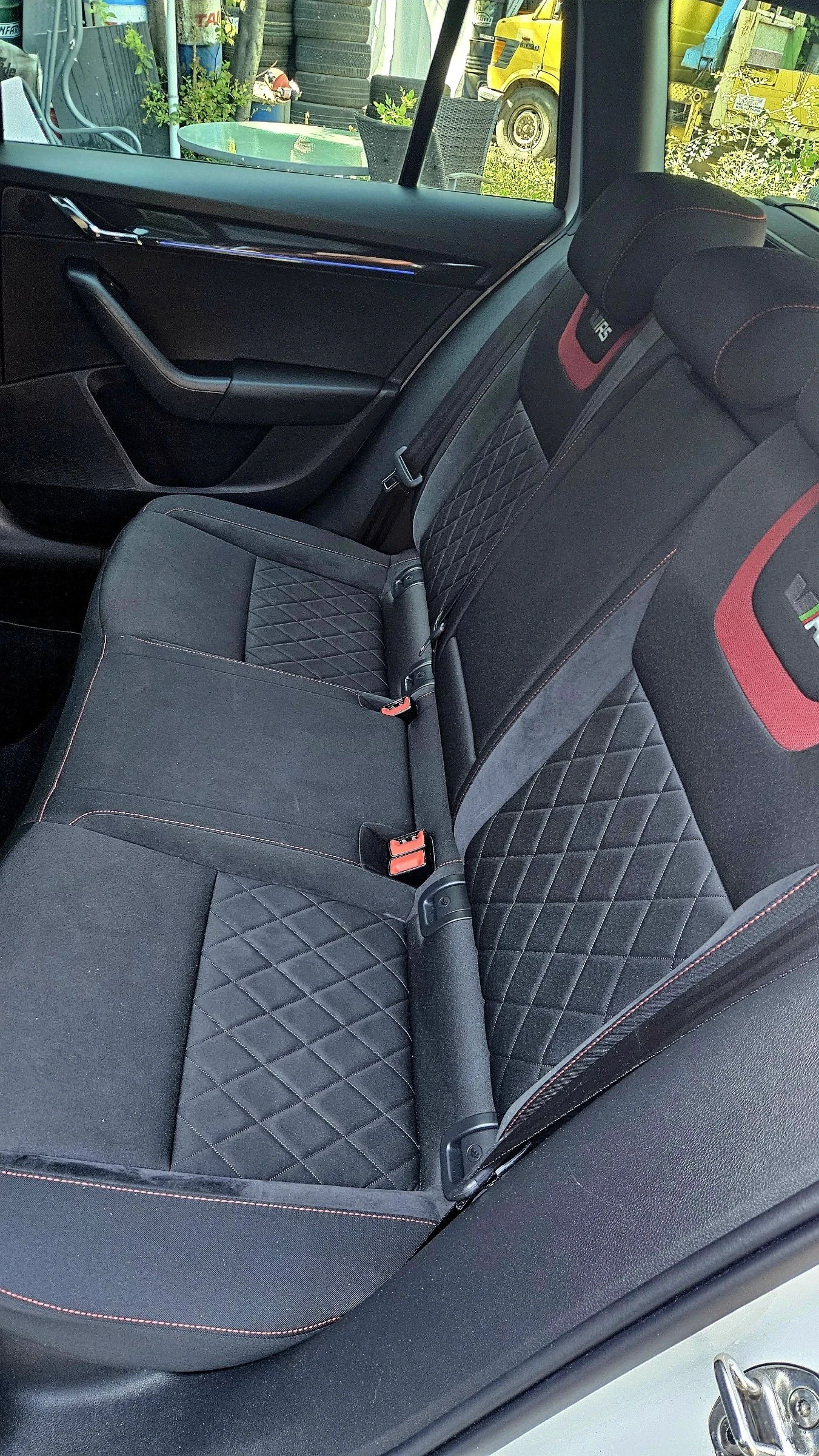 Skoda Octavia Octavia VRS 2.0 tdi Challenge Edition  - изображение 7