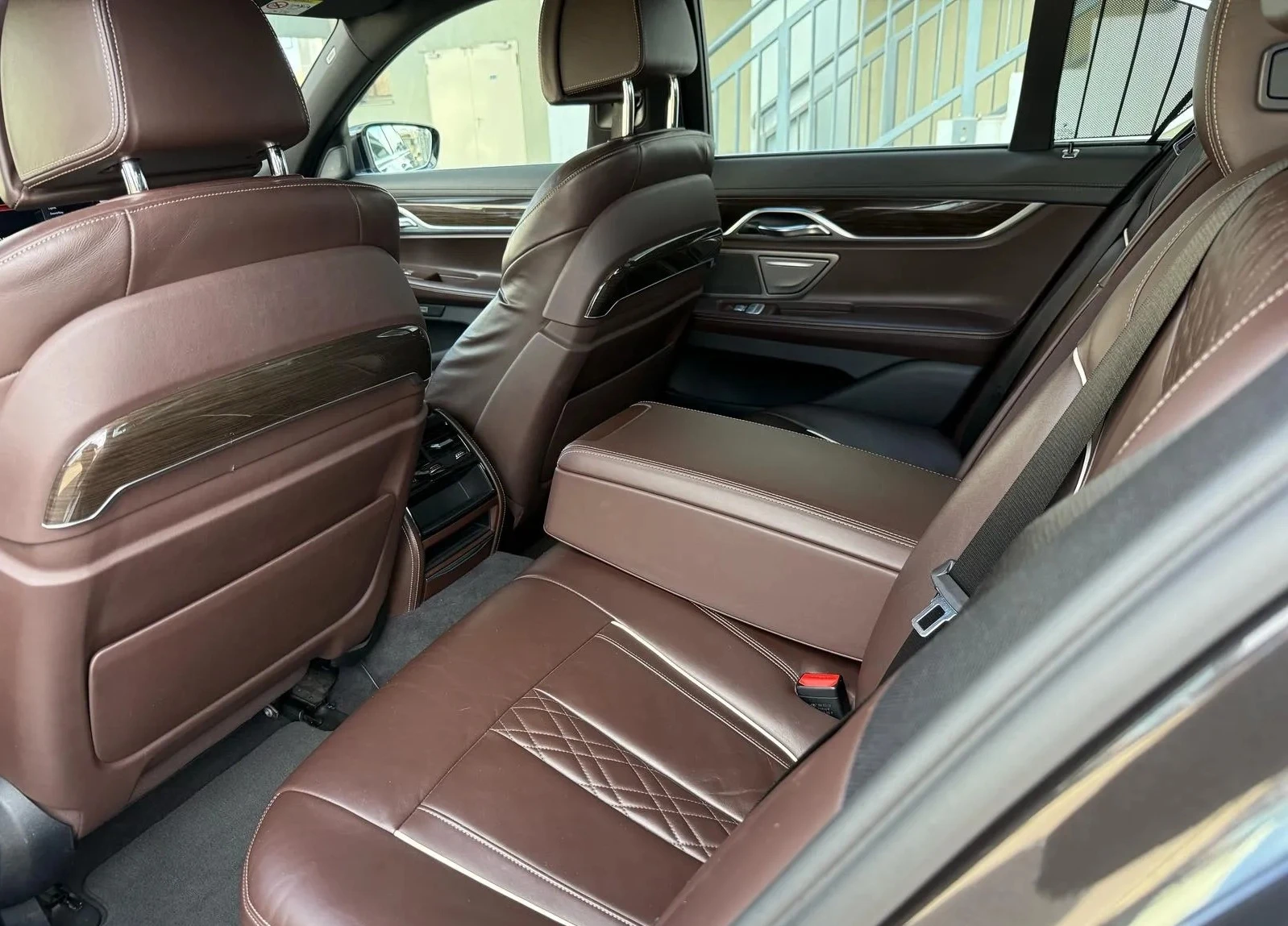 BMW 740 d xDrive - изображение 5