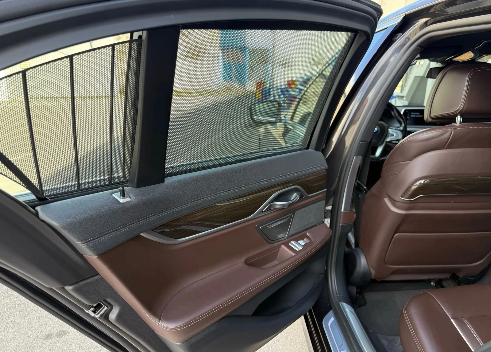 BMW 740 d xDrive - изображение 7
