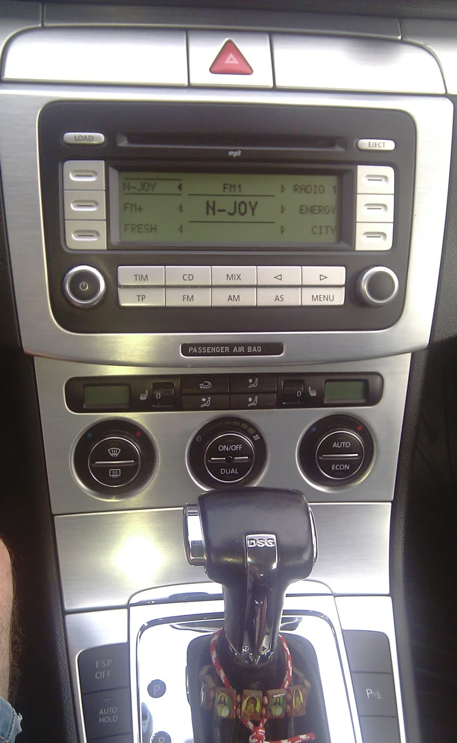 VW Passat TDI 2.0 BMP 140 hp , снимка 9 - Автомобили и джипове - 54115656