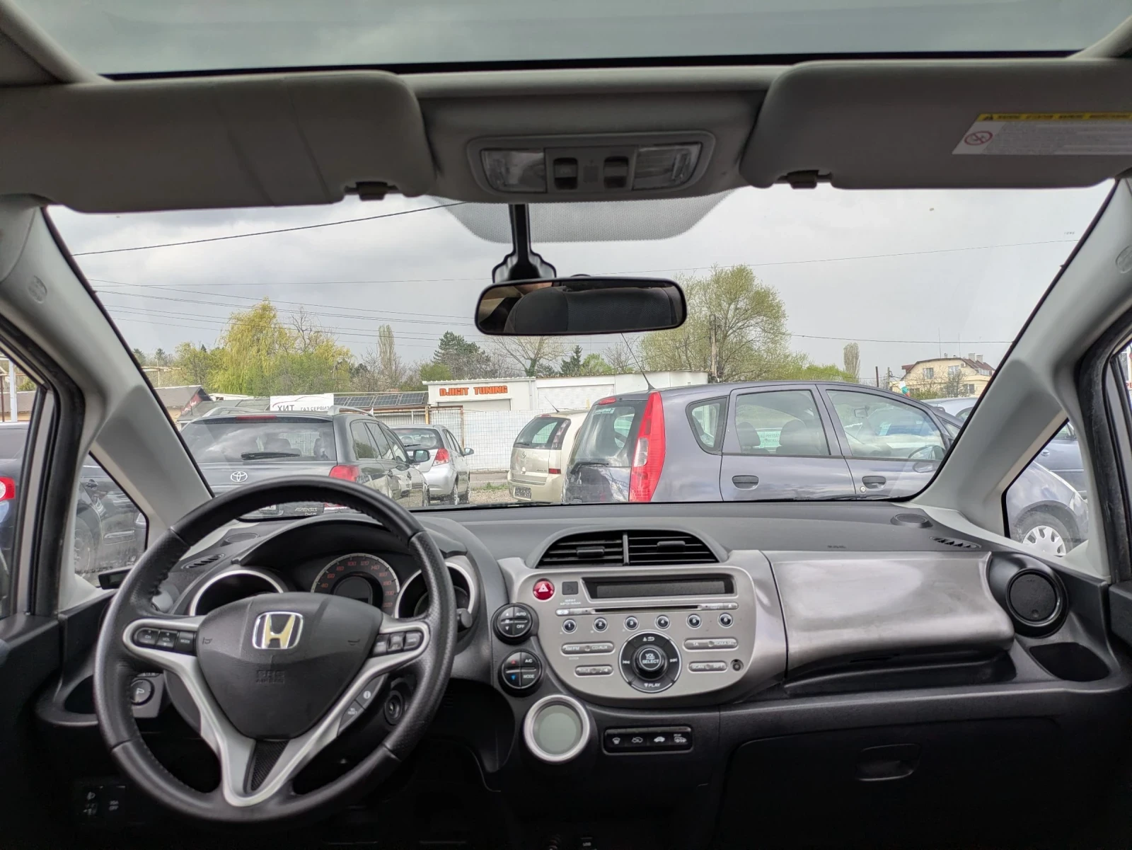 Honda Jazz 1.4i, снимка 7 - Автомобили и джипове - 54238815