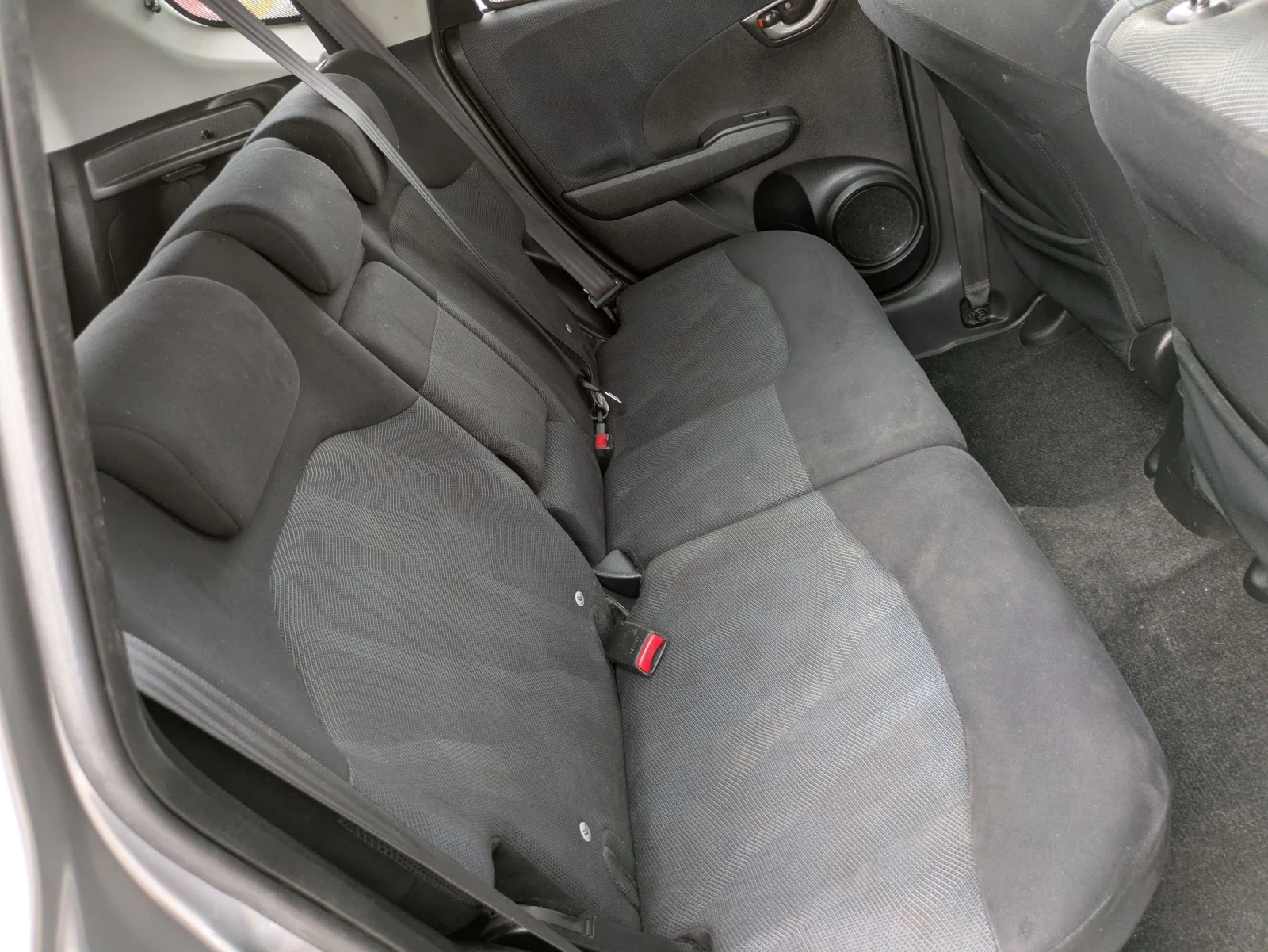 Honda Jazz 1.4i, снимка 12 - Автомобили и джипове - 54238815