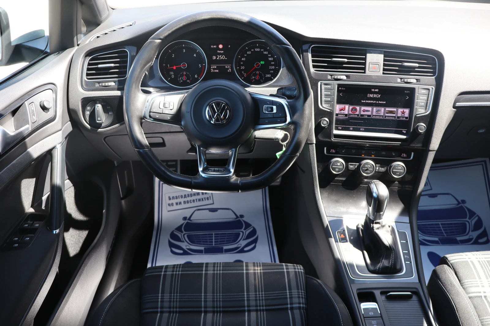VW Golf 2.0* GTD* FULL, снимка 12 - Автомобили и джипове - 54328242