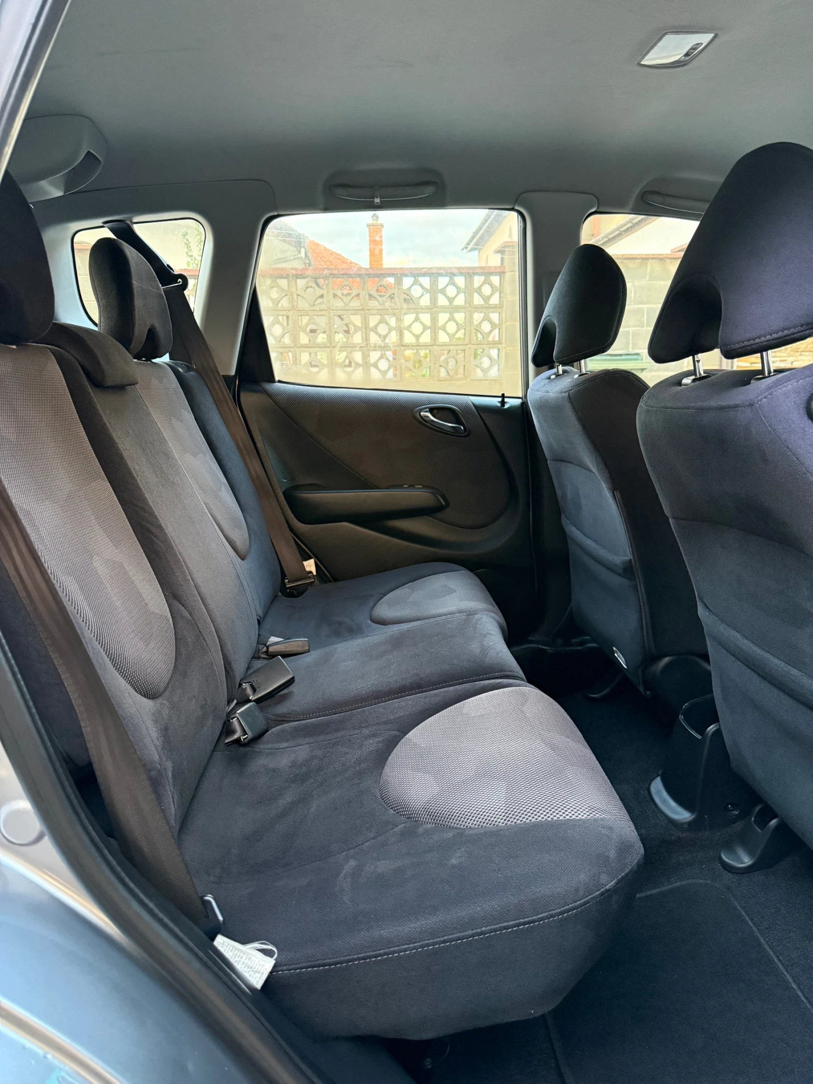 Honda Jazz 1.4i ШВЕЙЦАРИЯ 100% РЕАЛЕН ПРОБЕГ ВИДЕО, снимка 13 - Автомобили и джипове - 54599178