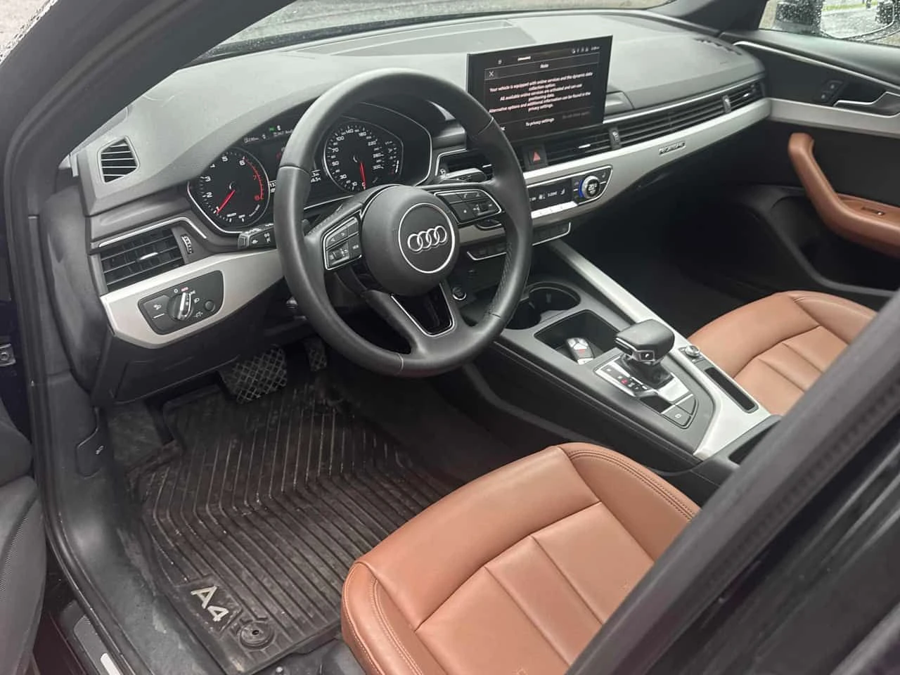 Audi A4 Komfort / LED / DISTRONIC / АВТОКРЕДИТ, снимка 5 - Автомобили и джипове - 54749029