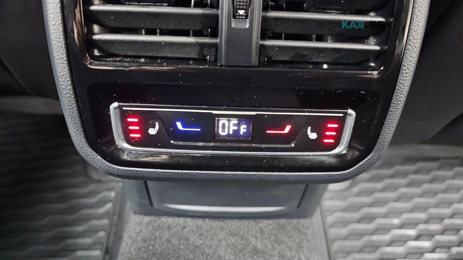 VW Arteon 2.0 TDI* PRESTIGE* КОЖА* ПАНО* ОБДУХВ* ПАНО* , снимка 17 - Автомобили и джипове - 54837033