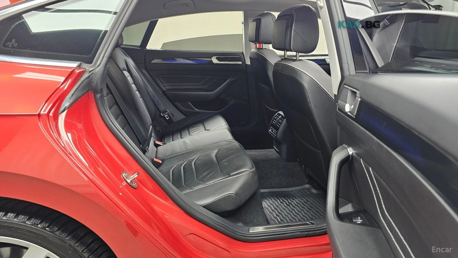 VW Arteon 2.0 TDI* PRESTIGE* КОЖА* ПАНО* ОБДУХВ* ПАНО* , снимка 11 - Автомобили и джипове - 54837033