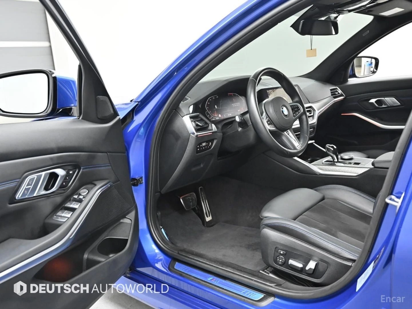 BMW 320 MSPORT* ПОДГРЕВ* КАМЕРА* HEADUP* SUNROOF* , снимка 8 - Автомобили и джипове - 55571637