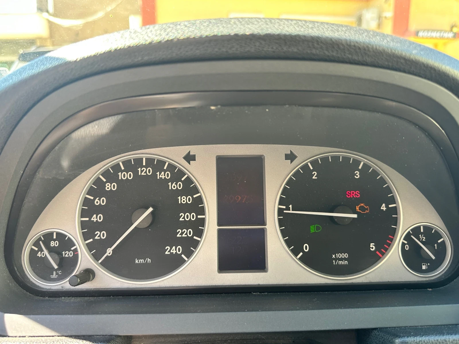 Mercedes-Benz B 180, снимка 12 - Автомобили и джипове - 55980776
