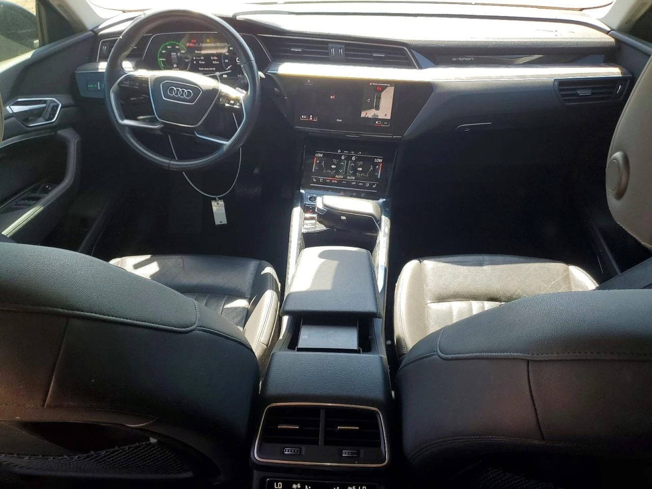 Audi E-Tron Sportback Premium Plus, снимка 8 - Автомобили и джипове - 56087346